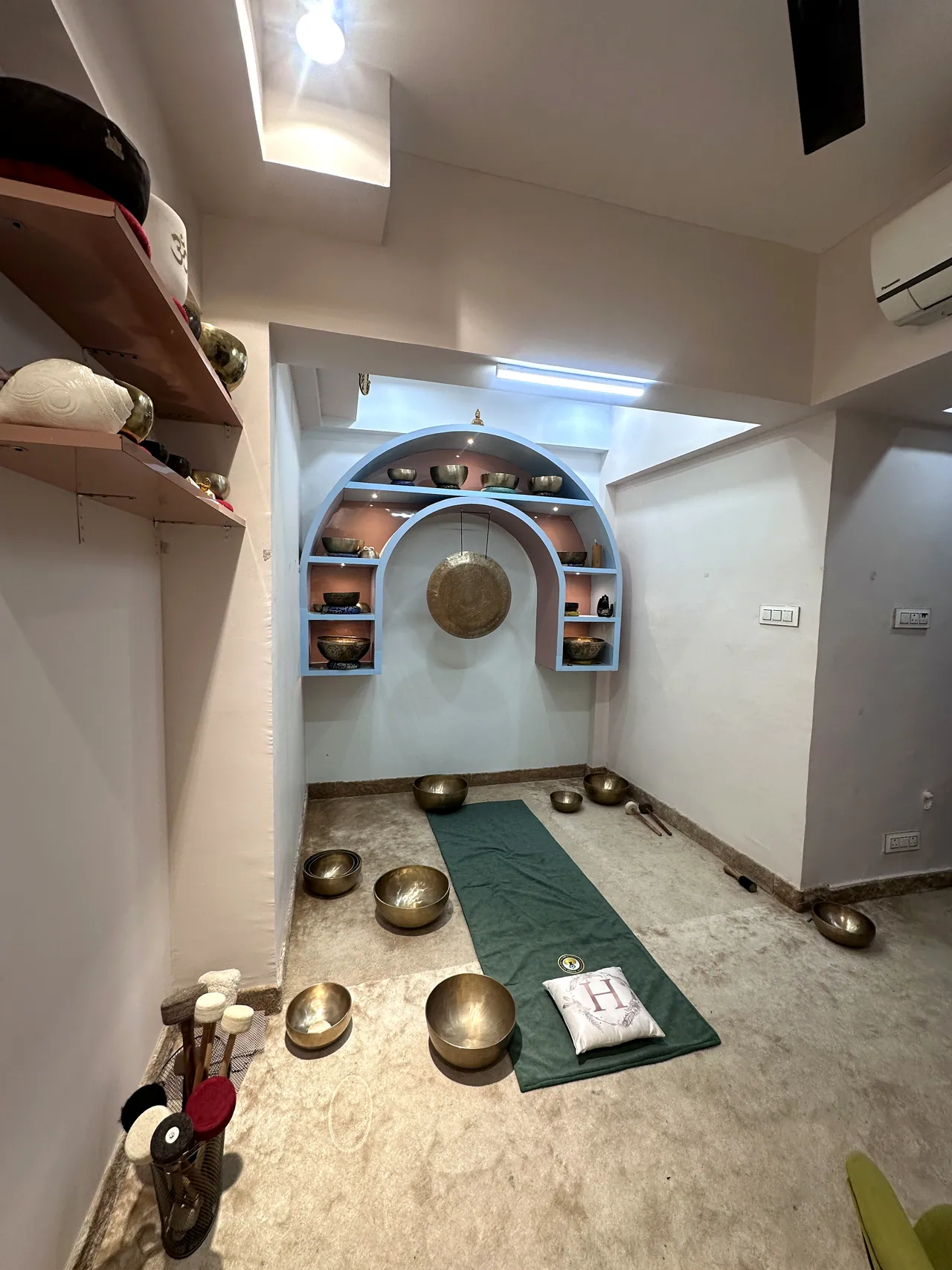 Puja-room alcove and its surrounding details